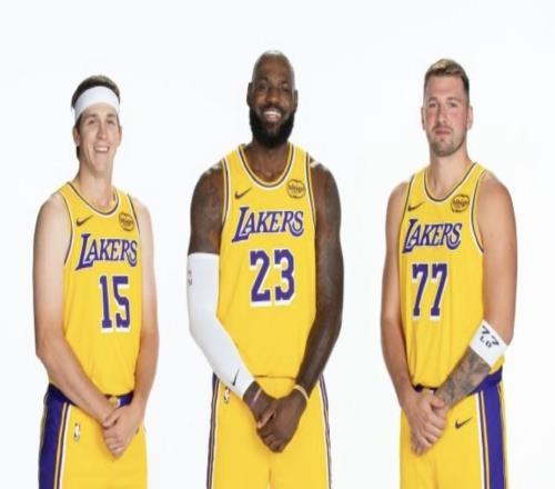 阿里納斯：湖人目前還不具備冠軍相，整體總感覺缺了點什么