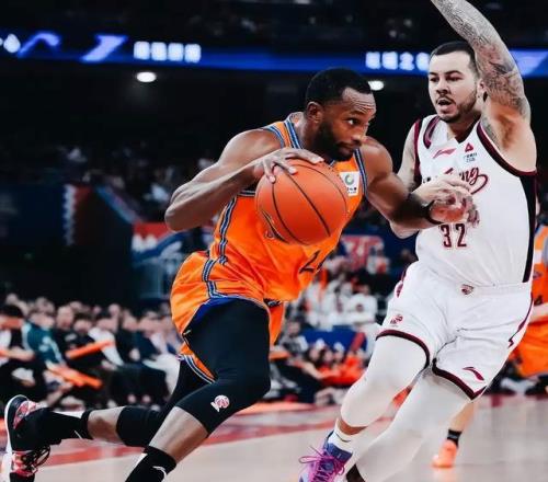 CCTV5直播！上海再戰(zhàn)浙江全力橫掃，弗格漸入佳境，盧偉全力沖第1