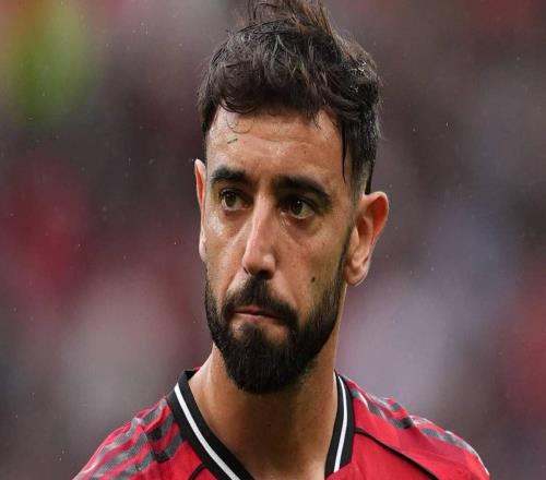 B費本賽季英超已經(jīng)56次創(chuàng)造機會，8次助攻領跑英超助攻榜