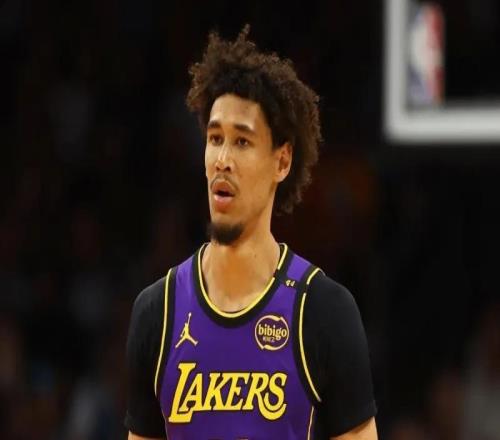 雷迪克發(fā)布會(huì)公開回應(yīng)DNP艾頓！愿意給表現(xiàn)更好的球員上場機(jī)會(huì)！