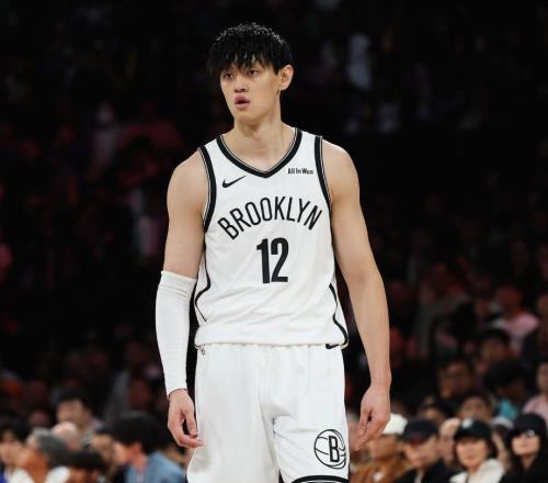 NBA中國賽次戰(zhàn)，曾凡博未能獲得登場機會