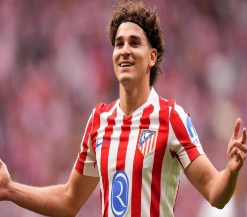 郵報：切爾西也在關(guān)注阿爾瓦雷斯，今夏可能要和巴黎巴薩競爭