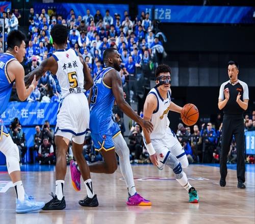 不敗金身告破，北京隊(duì)輸廣廈不止因?yàn)閭?，一問題亟待解決