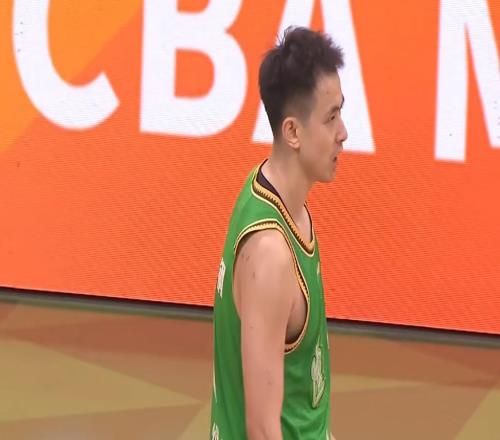 逼走趙繼偉遼寧隊“8打5”狂輸山東男籃，楊鳴恐無緣季后賽！