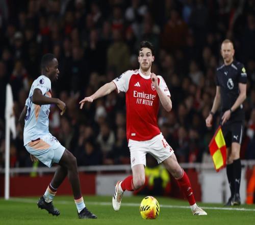 榜首大戰(zhàn)為人作嫁槍手維拉二番戰(zhàn)，阿爾特塔復(fù)仇難，曼城必得利