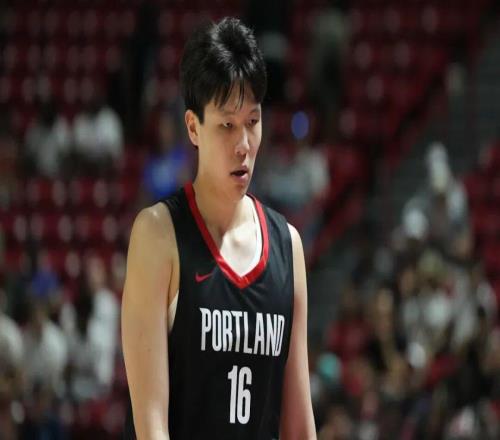 4分6犯4失誤！楊瀚森季前賽首秀，什么水平