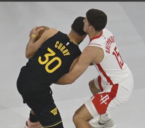 面對(duì)面打爆庫(kù)里！爽文男主的劇情降臨NBA，這次真要起飛了