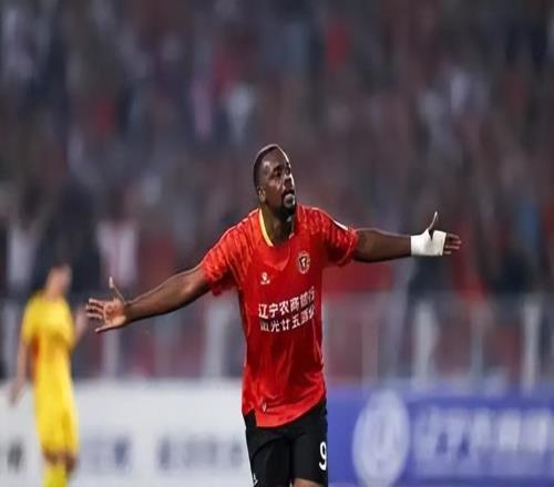 遼寧鐵人沖超主力自宣離隊，曾立下赫赫戰(zhàn)功，讓球迷直言不舍