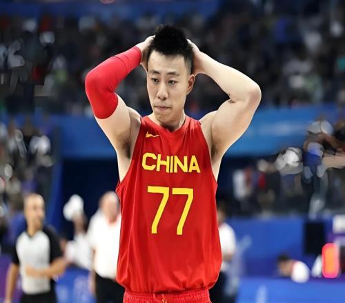 失望！5投0中，得0分球迷：男籃第一鋒線，就這水平