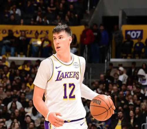 湖人消息：首發(fā)變陣在即，狄龍無望加盟，戰(zhàn)鵜鶘出場更新