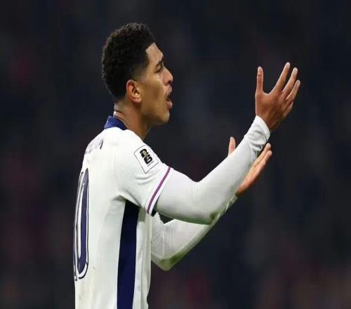 圖赫爾擔心的事情出現(xiàn)了！皇馬球星耍大牌不滿被換下