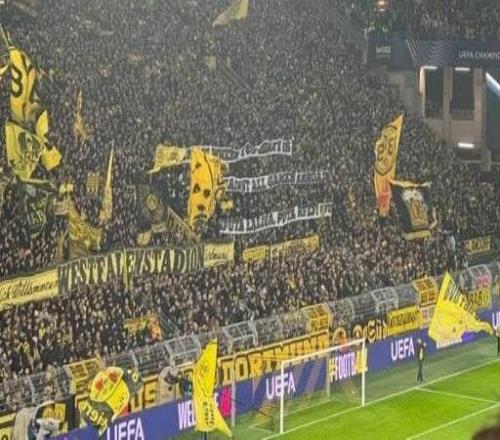 多特蒙德球迷掛橫幅，反對海外比賽并攻擊西甲高層