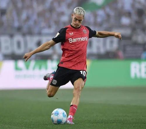 斯洛特的終極大考！1.5億歐悍將遭遇低谷，兩大神鋒成球隊軟肋