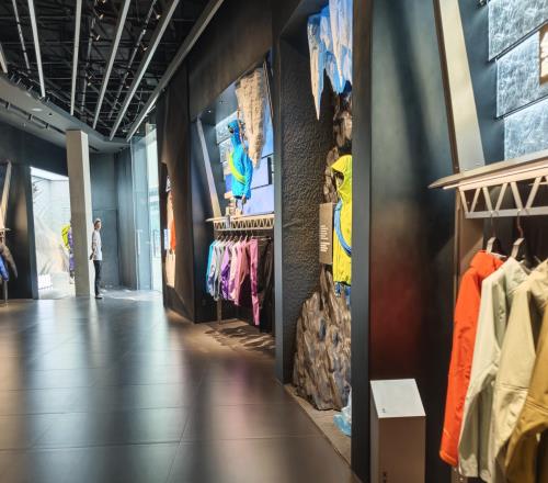 亞瑪芬低調布局新品牌，始祖鳥(niǎo)之外尋增量