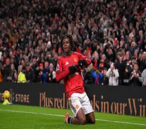 曼聯(lián)本賽季英超已通過定位球打入13球，為所有球隊(duì)最多