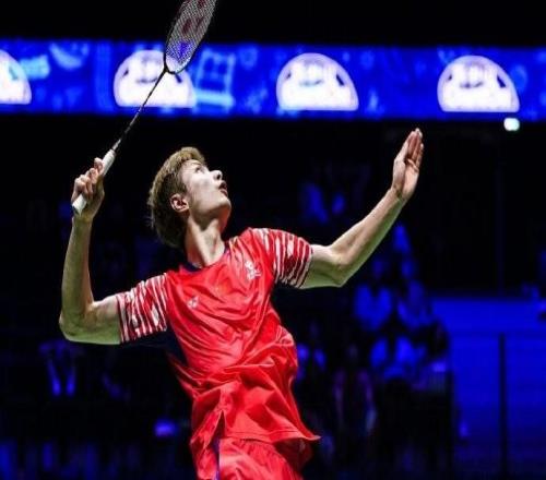 石宇奇20戰(zhàn)勝朱利安，晉級(jí)世錦賽16強(qiáng)對(duì)陣東道主小波波夫