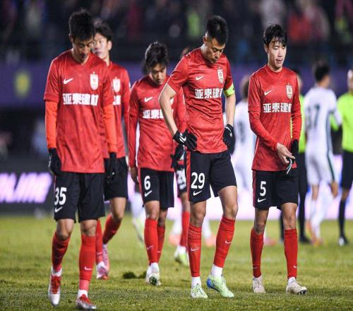 亞泰為何會提前一輪降級到中甲，背后原因首次揭曉，引發(fā)球迷熱議