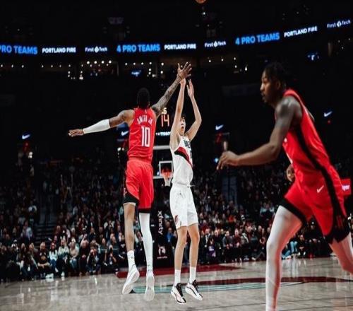 開拓者1分險(xiǎn)勝火箭！楊瀚森出場(chǎng)近17分鐘拿下3分3籃板2助攻5犯規(guī)