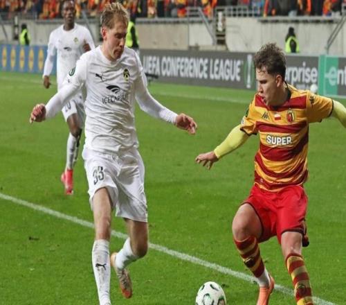 波蘭媒體：巴薩、曼城和切爾西考察波蘭17歲小將皮圖謝夫斯基