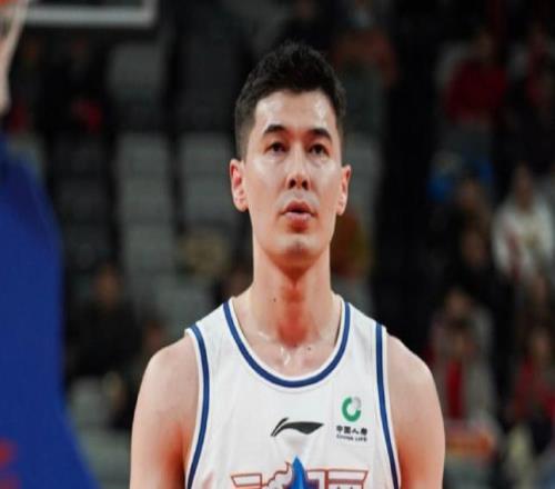 郭艾倫傷停！新疆大勝廣州結(jié)束4連敗阿不都18+10+7齊麟15分