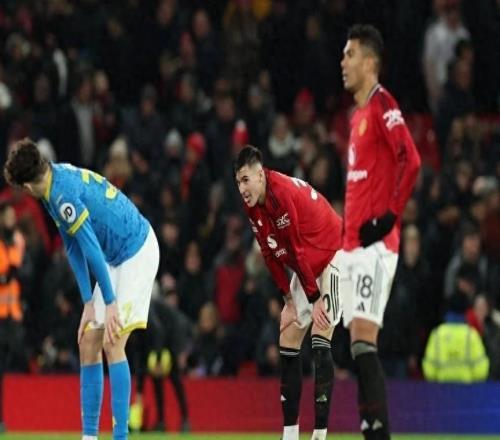 11戰(zhàn)平英超墊底球隊，曼聯(lián)球迷噓聲震天