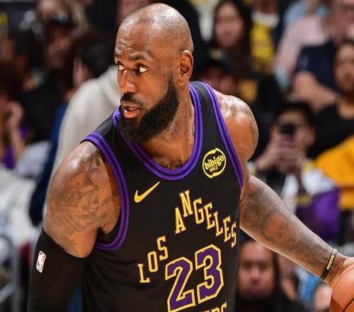 詹姆斯41歲還能砍31分，傳奇巨星從不會(huì )因年齡而褪色！