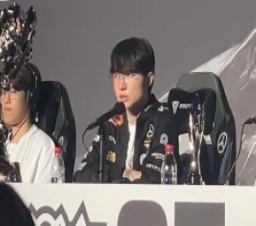 Faker談皮膚選擇：目前還是要看粉絲的投票再?zèng)Q定