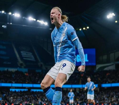 足壇悲喜夜！曼城曼聯(lián)切爾西全沒贏，阿森納連收2份大禮，巴薩50