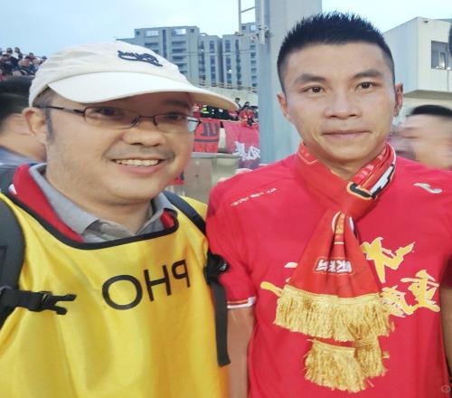 記者手記：1265天后，我現(xiàn)場(chǎng)見(jiàn)證了重慶銅梁龍成功“沖超”