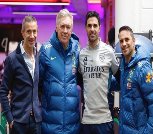 巴西隊在阿森納基地訓(xùn)練，安切洛蒂與阿爾特塔會面并合影