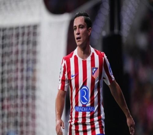 記者：羅馬內(nèi)部會(huì)議之后聯(lián)系了拉斯帕多里的經(jīng)紀(jì)人