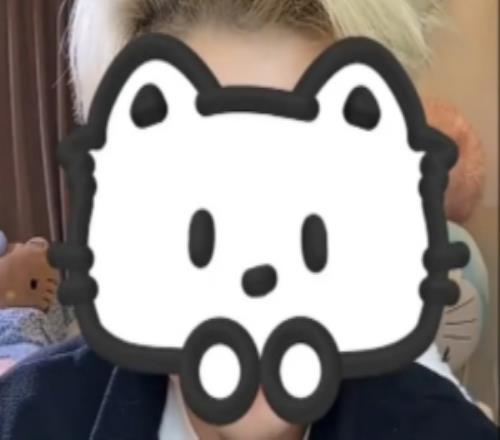 涵藝：Poppy教練應(yīng)該是去滔搏了，這個可以跟你們說一下