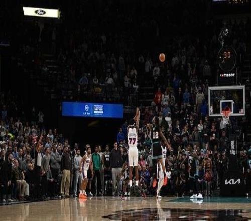 埃奇庫姆：本想卡著(zhù)計時(shí)器出手不過(guò)進(jìn)球才是最重要的