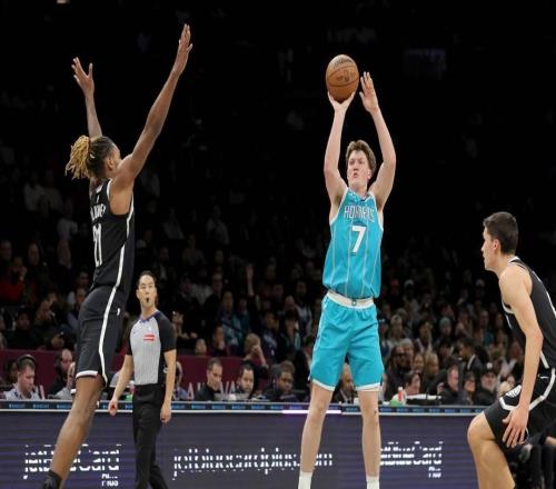 共享，黃蜂隊康克努佩爾與庫珀弗拉格一同榮膺月度最佳新秀