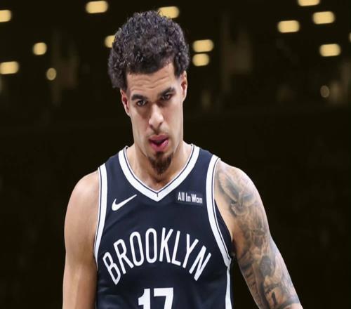 都說你2億太貴，如今場均26+7成巨星，絕殺公牛，勇士要出手了