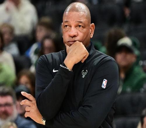 NBA今日里程碑！庫里超越加內(nèi)特，老里超越喬治卡爾，2人創(chuàng)新高