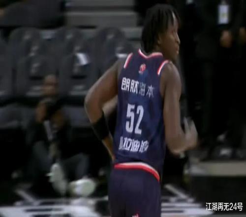 后悔了嗎億元合同不要，三度遭遇大傷，如今徹底淪落CBA！