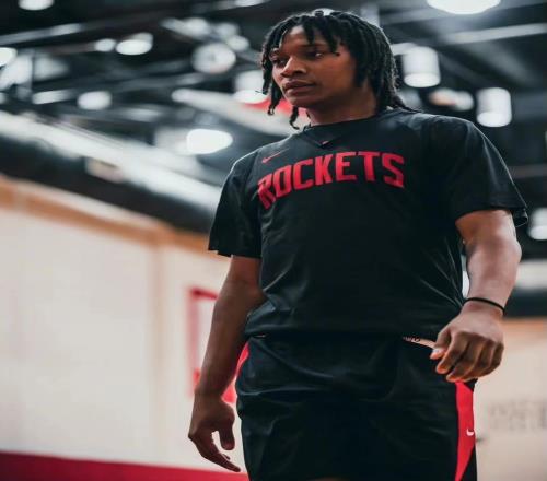 拼了！復(fù)出+引援雙線操作，快船不擺爛了，53分先生正式加盟