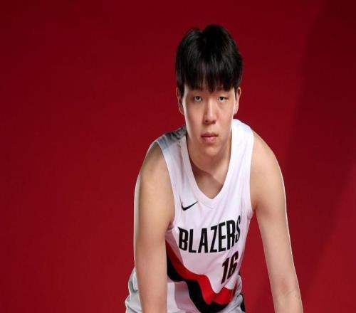 利拉德：楊瀚森讓我印象深刻的是他對(duì)比賽的感覺(jué)