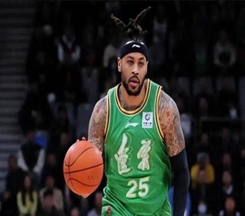 又是1分！莫蘭德耍情緒，球迷：上場(chǎng)搗亂，楊鳴護犢子：再觀(guān)察吧