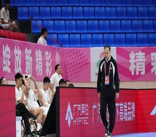 許利民：有專門人陪著趙睿跑戰(zhàn)術(shù)希望他在2月回歸