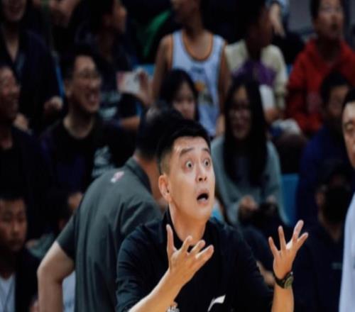 遼寧輸北京后再遭打擊！楊鳴或被籃協(xié)重罰：遼籃這一次輸麻了