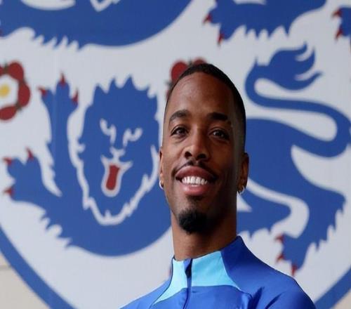 英超殺星要回歸了，曼聯(lián)、熱刺和切爾西誰會成為幸運兒