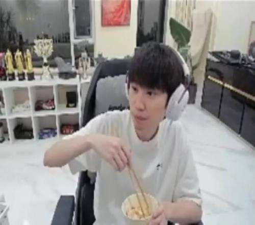 有隊想組DoinbAle劉青松！Doinb：但是都不打了不如做別的事情