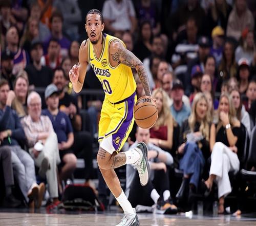 手感好的時(shí)候還是有些作用的，但湖人還是應該更加謹慎地使用他