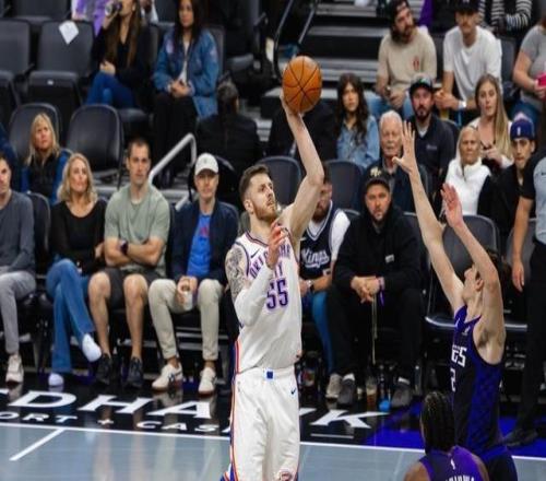 我準備好了！哈滕17投14中拿下生涯新高33分19板并送出3蓋帽