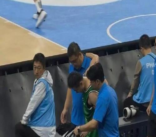 媒體人：趙繼偉全運會拉傷的左大腿傷情嚴(yán)重，預(yù)計休戰(zhàn)2個月