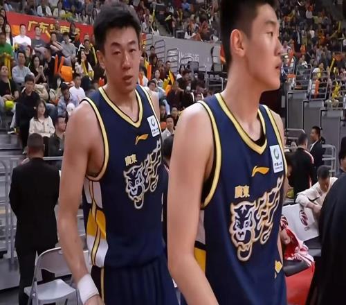 太適合廣東隊！CBA“全能鋒線(xiàn)”打成大腿，或被朱芳雨重金挖走