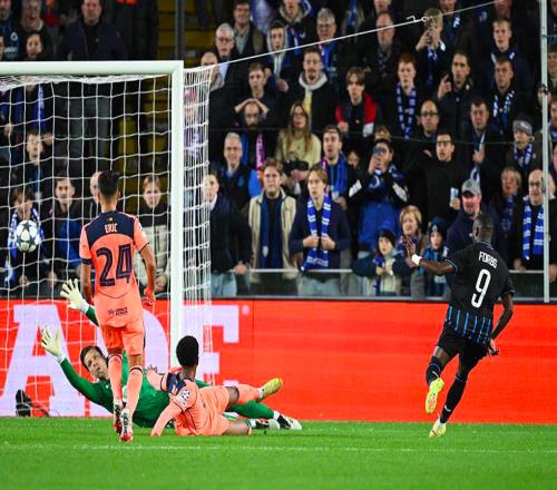 歐冠冷門神劇本：三中門框11.1億豪門三度落后33對(duì)手絕殺被吹