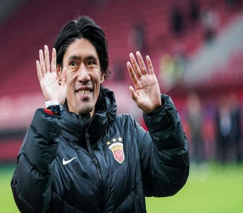 活久見！亞冠輸球墊底后一個(gè)個(gè)神采飛揚(yáng)，1人大談向第5冠拼搏！